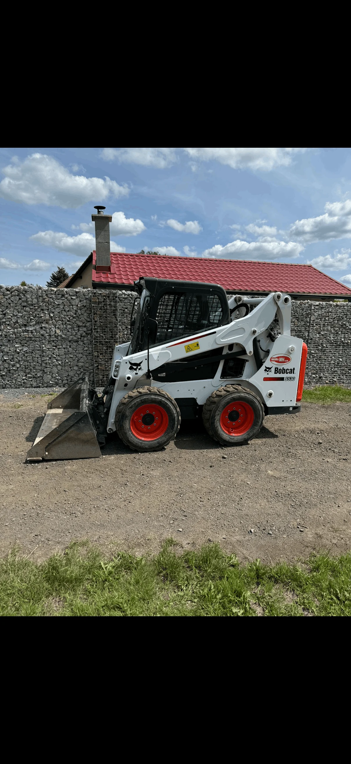 Smykový nakladač Bobcat S530